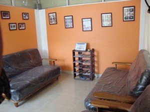Dr.P.K.Anand Dental Study Circle_clinic_patient_waiting2